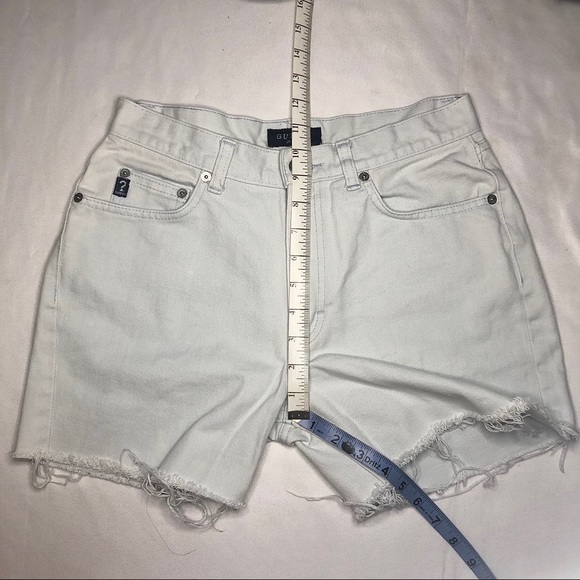 Vintage Guess Shorts - Picture 3 of 13